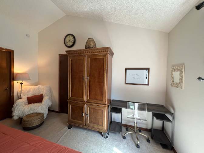 Jenny's room