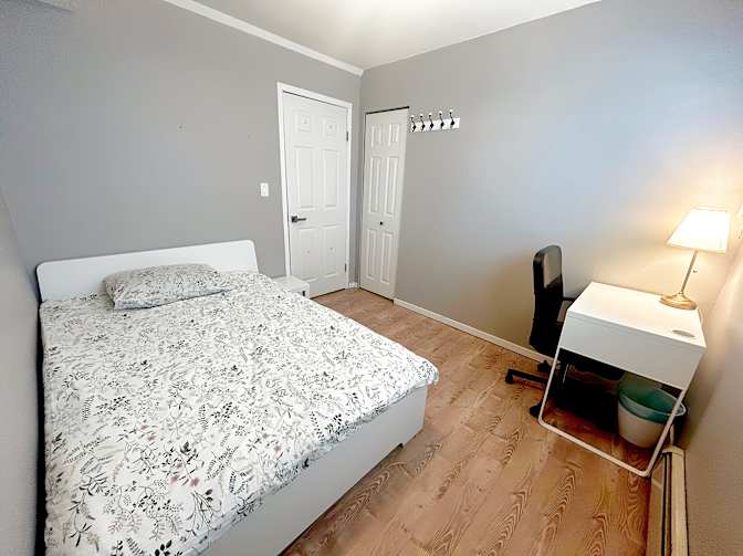 Shirin's room