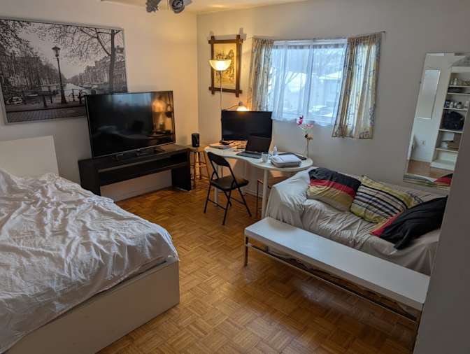 Damon's room