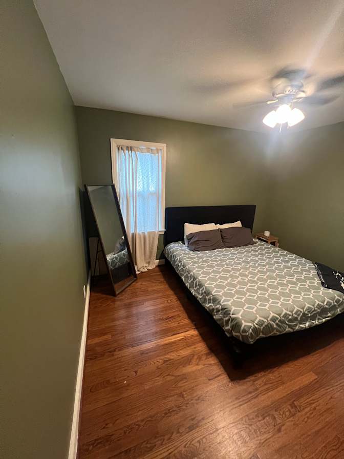 Steven's room