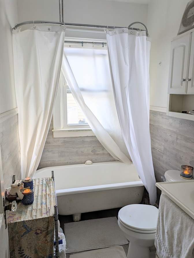 Jenn's room