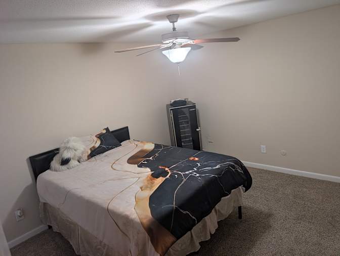 Laura Spencer's room