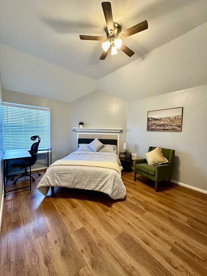 PadSplit's room