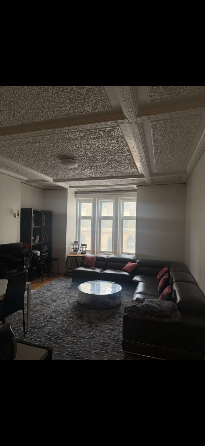 Ali's room