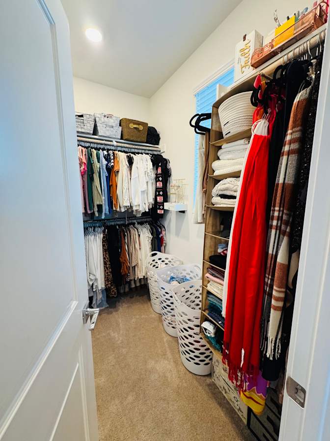 Alexis's room