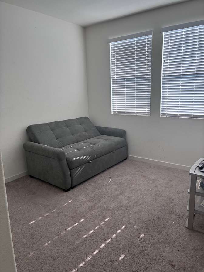 Veronica Álvarez's room
