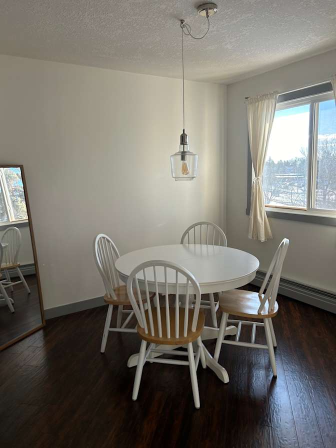 Sydney Zinger's room