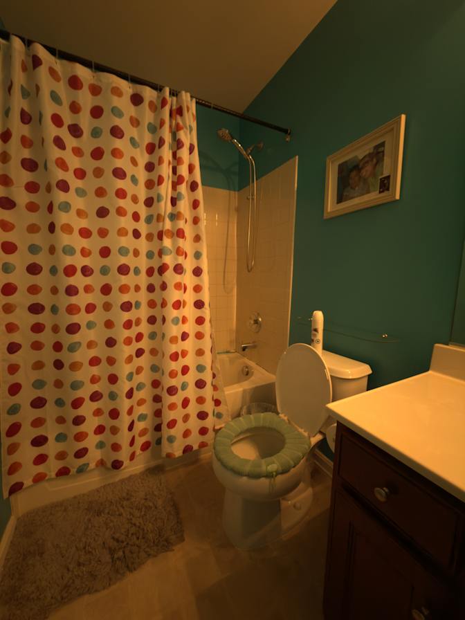 mon's room
