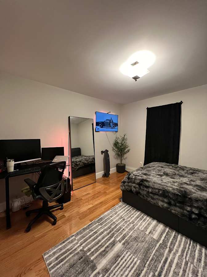 Jordan Lim's room