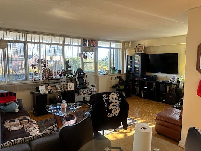 Chin's room