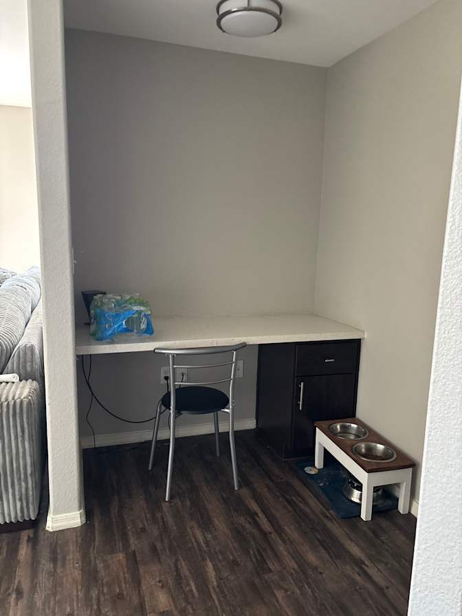 Des's room