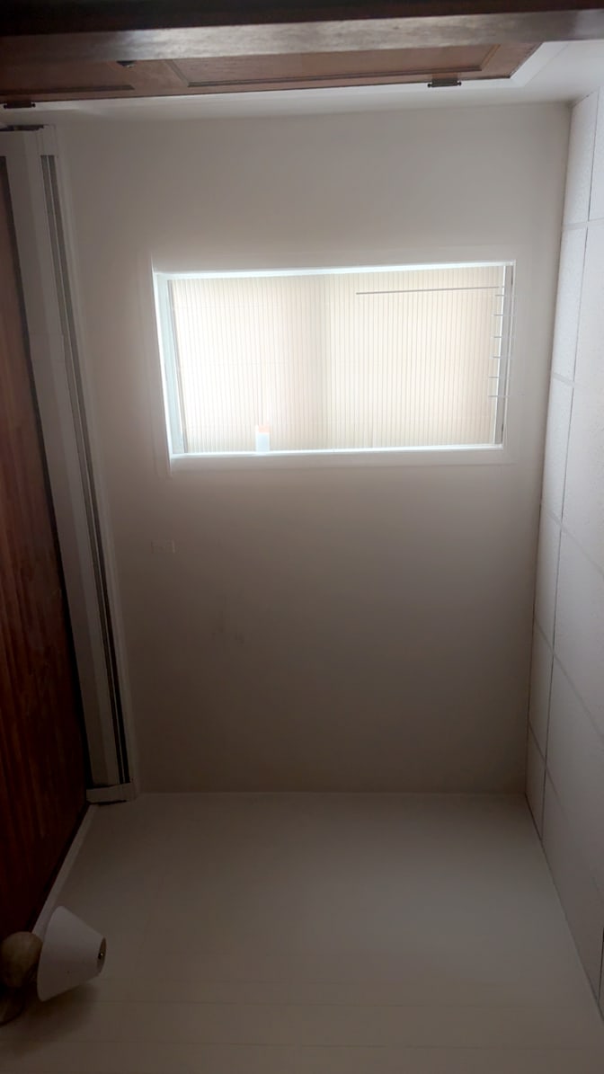Fabris's room