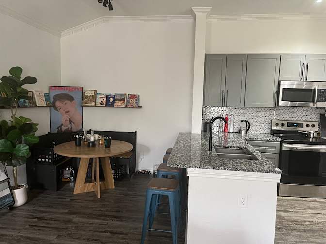stepfanie Scott's room