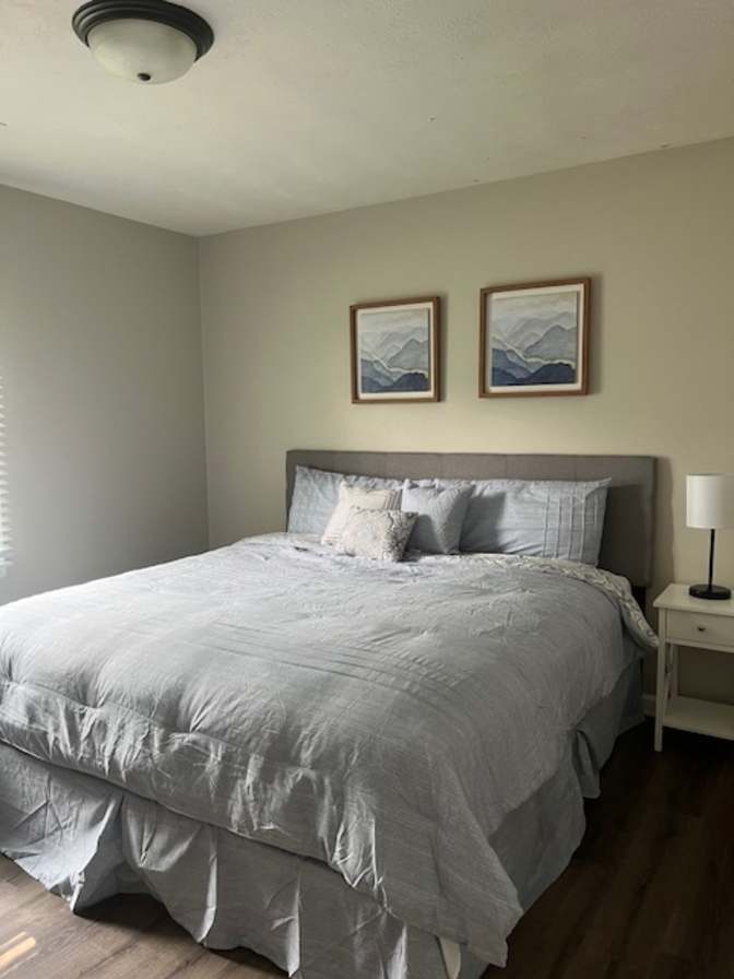 Park Place Commons East's room