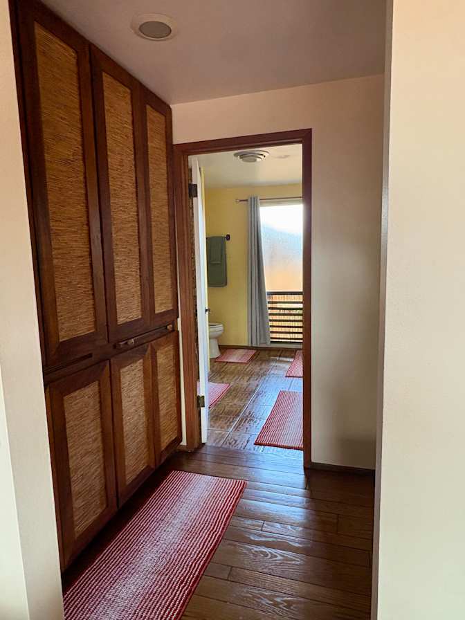 Jill's room
