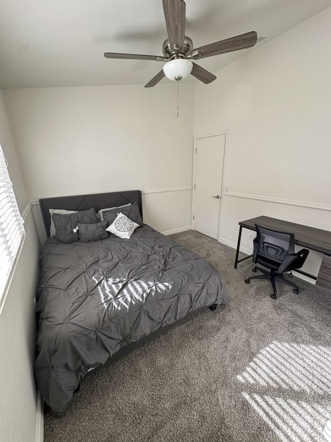 PadSplit's room