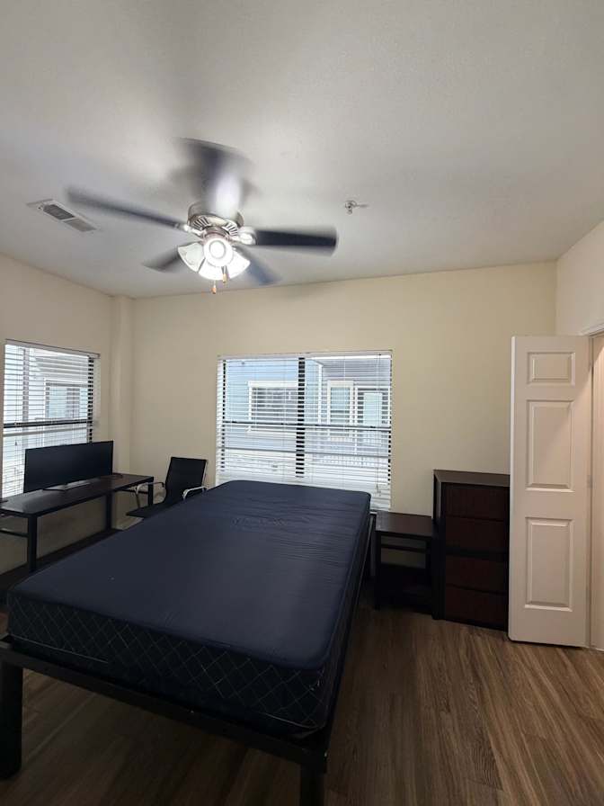 Kashf's room