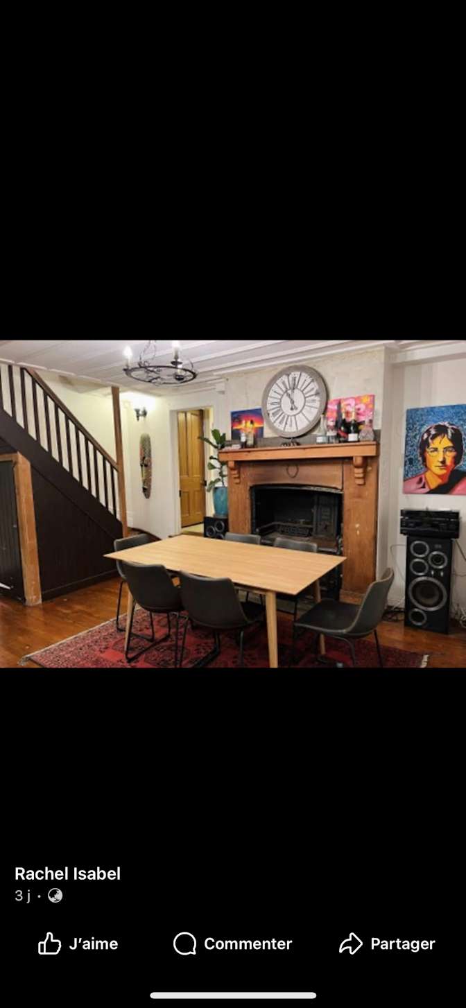 Léonie's room