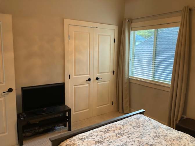 Andreas's room