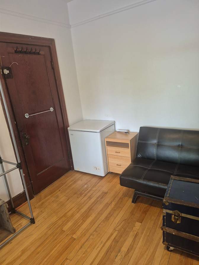 Jacky's room