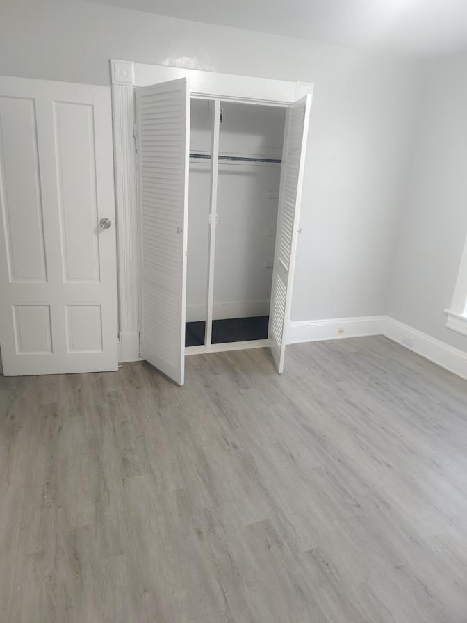 Leannice Del Valle's room