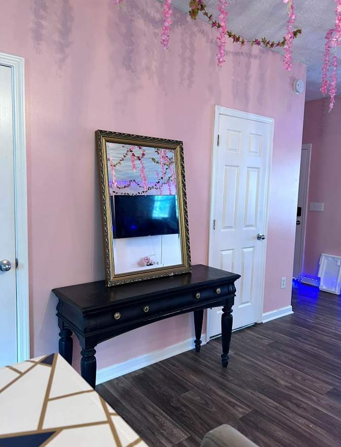 Ariel Rene's room