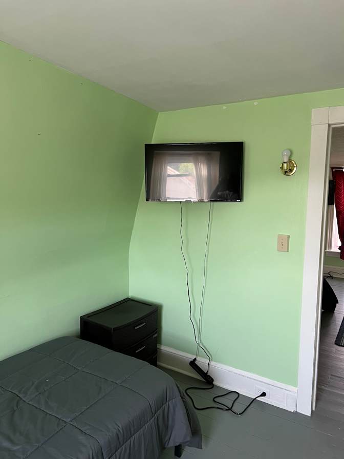 Winston's room