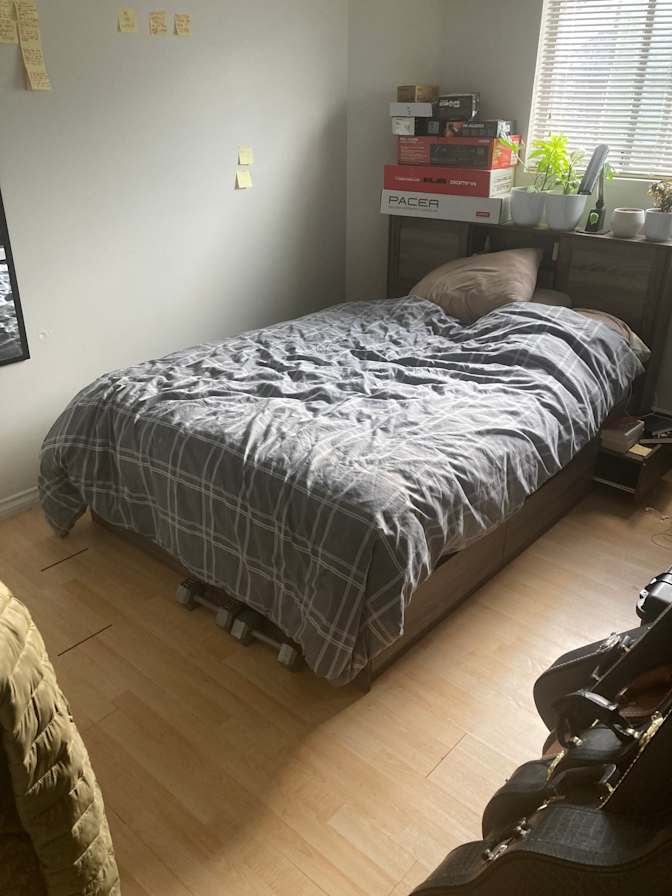 Jas's room