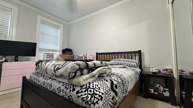 Grp two six ListMgr's room