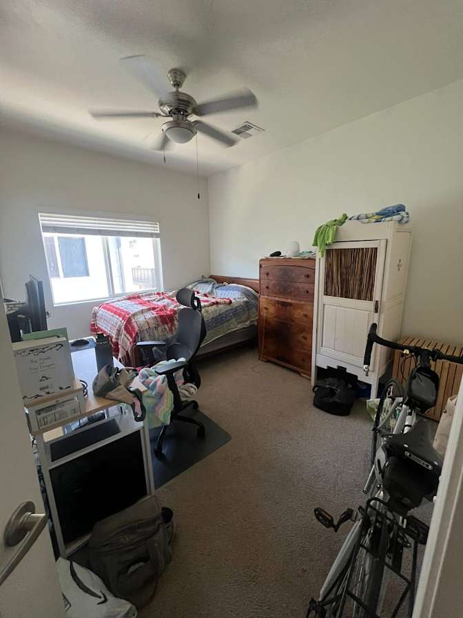 Davon's room