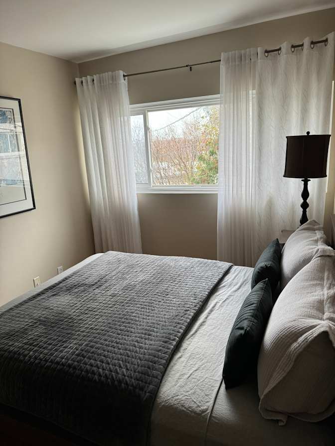 Razvan's room