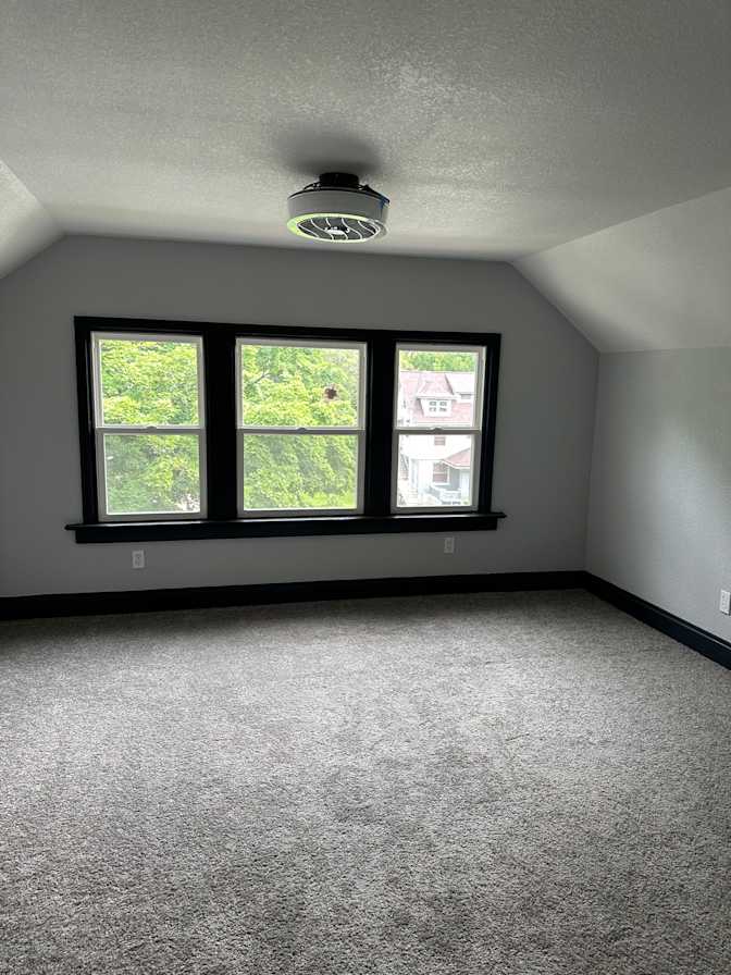 Guinn Group Properties's room
