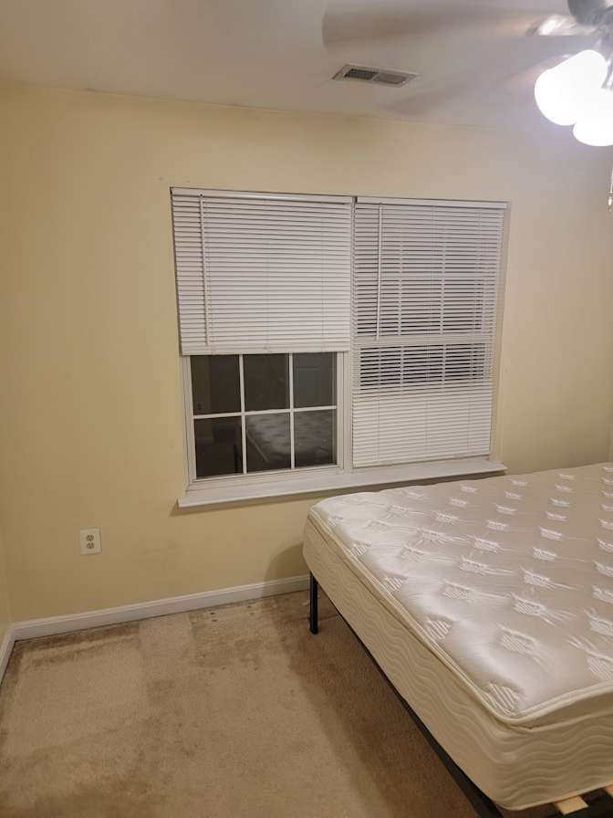 Gordon's room