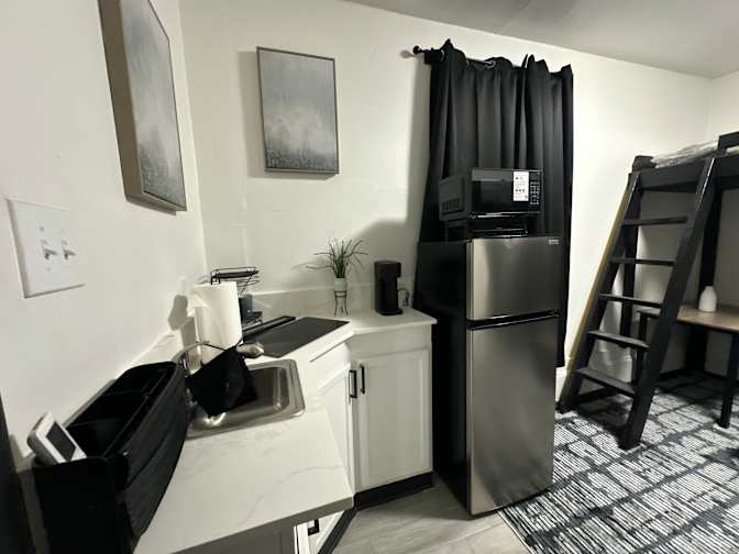 Legacy's room