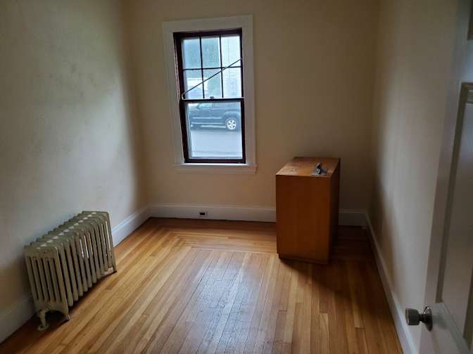 Bob's room