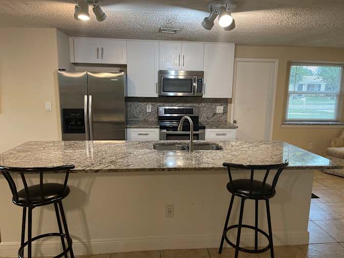 Jason Bryan, Realtor's room