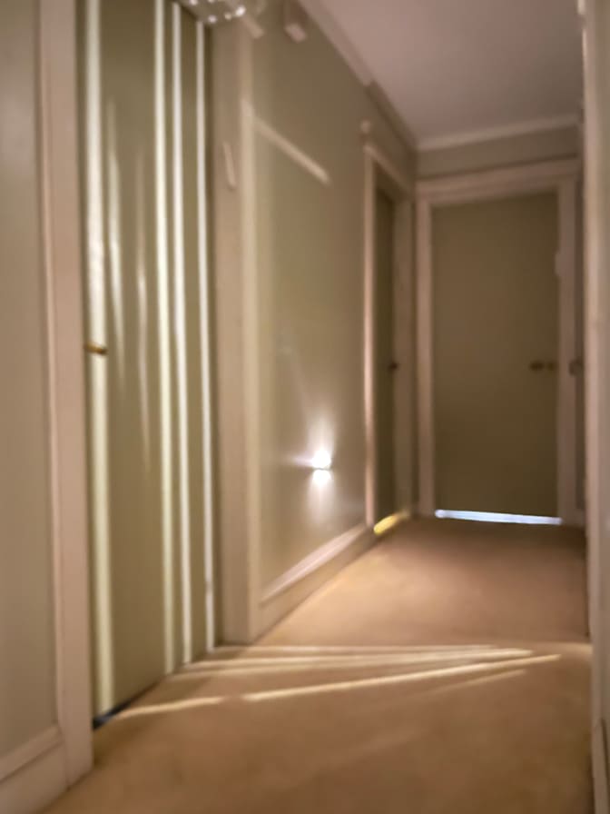 Aron's room