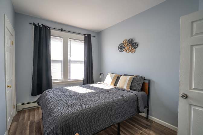 Lius Estate's room