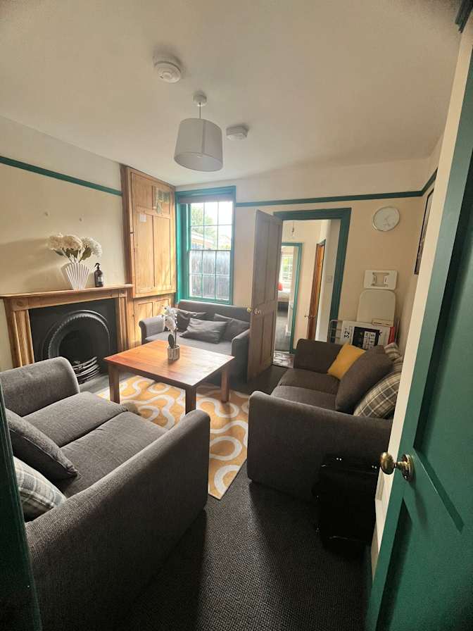 Sandra Reid's room