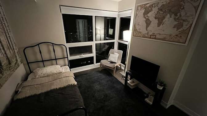 Metin's room