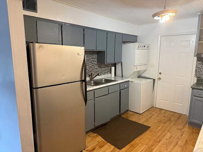 Alcove Rooms's room
