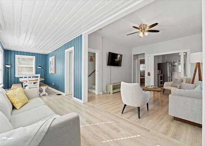 Jose's room