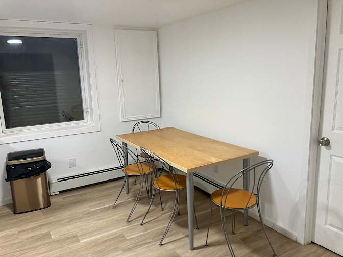 Ahsan Akhlaque's room