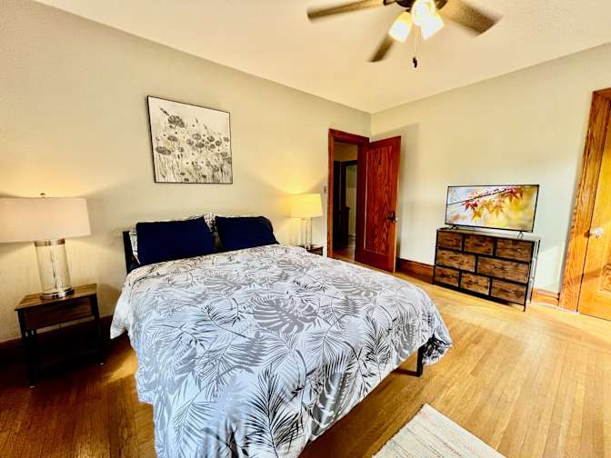 Cincy Furnished Stays's room