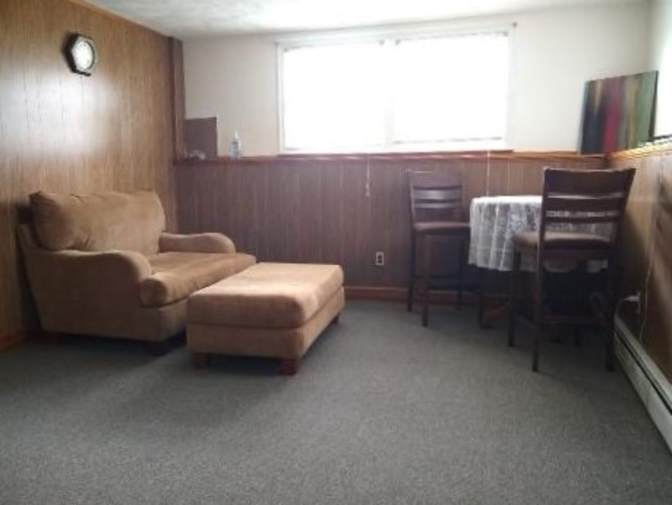 laura's room