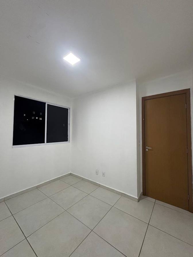 Llwazi hadebe's room