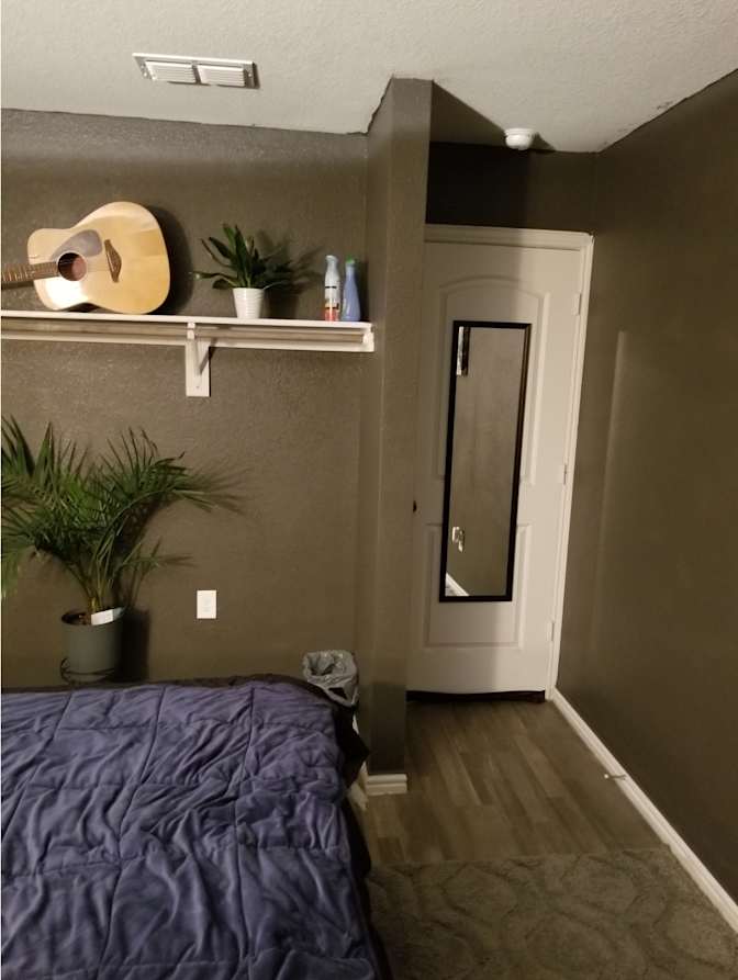 Lemar's room