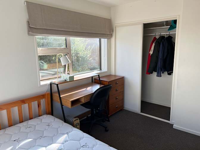 Fon's room