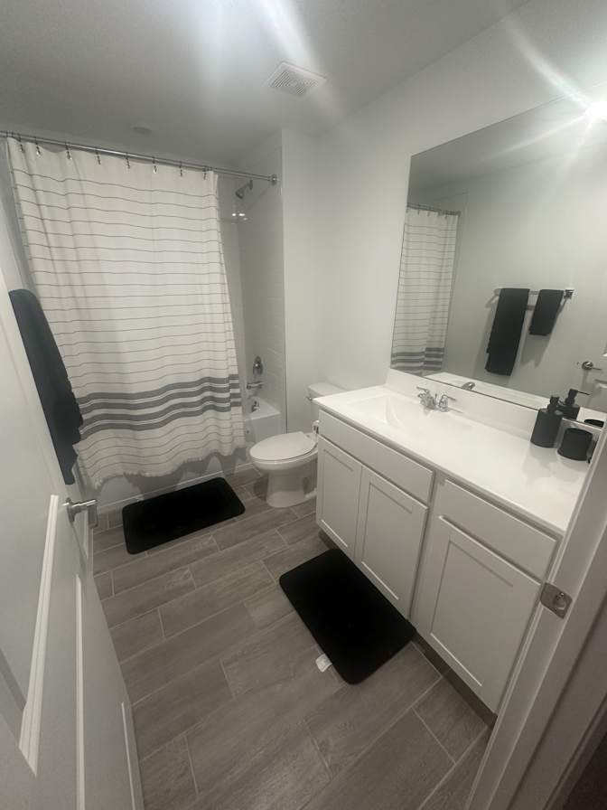 Christopher Gropp's room