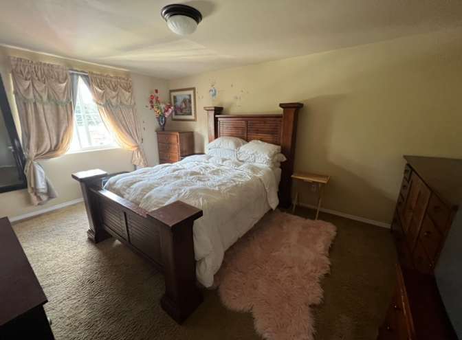 Lin's room